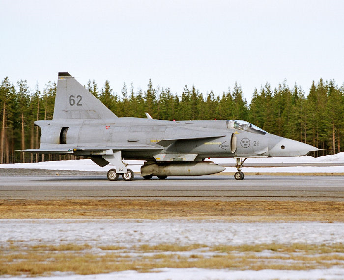 AJSF 37 Viggen på F-21 i Luleå. Foto: Gunnar Åkerberg.