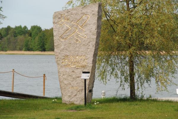 Minnesstenen vid Catalinatorget. Foto: Bengt Simson.