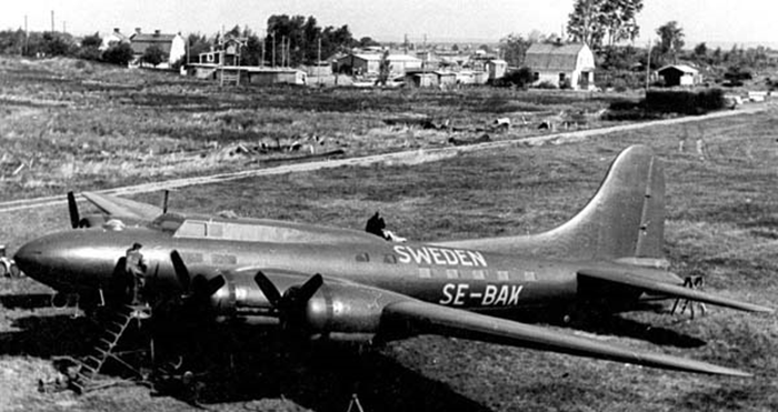 Det amerikanska bombflygplanet B 17 (Flygande Fästning) som av Saab vid krigsslutet byggdes om till ett civilt flygplan för transatlantisk passagerar- och godstrafik.