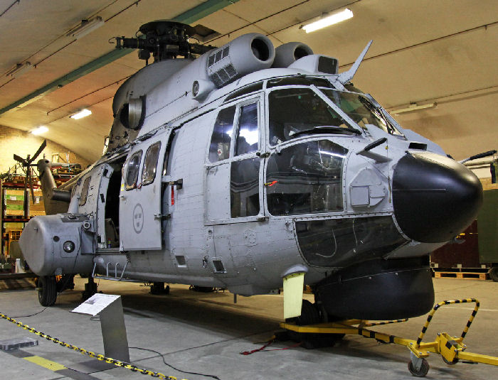 En av Helikopterflottiljens HKP 10B Super Puma (H 96/”Whitefox 396”) som deltog i den internationella insatsen i Afghanistan är bevarad på Aeroseum vid Säve flygplats i Göteborg. Foto: Gunnar Åkerberg.