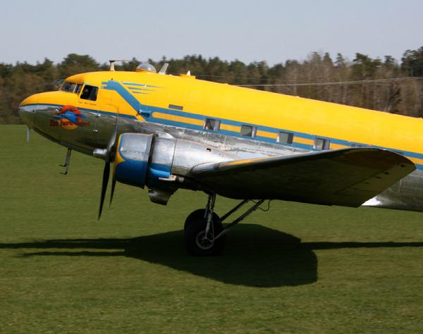 Åke Janssons fina DC-3 "Congo Queen" 9Q-CUK på Vallentuna.  Foto: Gunnar Åkerberg.