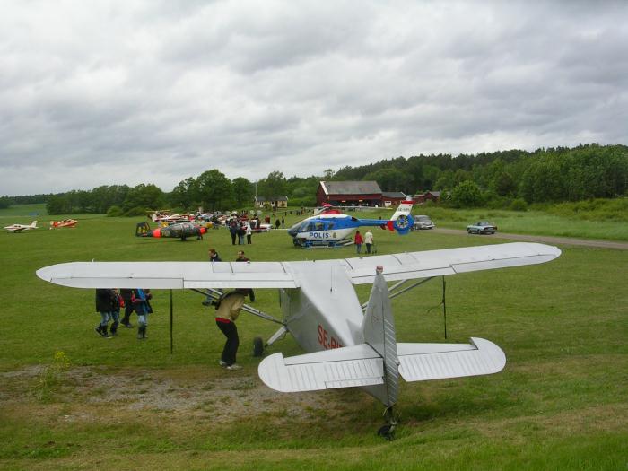 Teknikhistoria i skön sommarmiljö. Foto: Bernt Olsson.