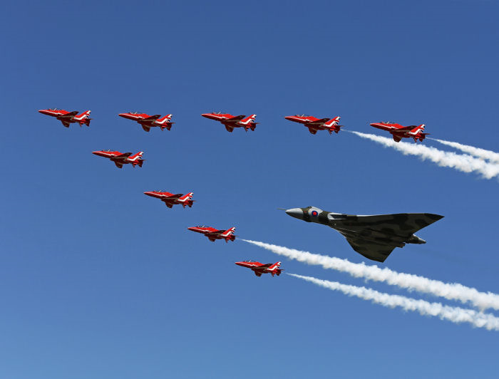 Vulcan tar farväl av RIAT 2015. Foto: Gunnar Åkerberg