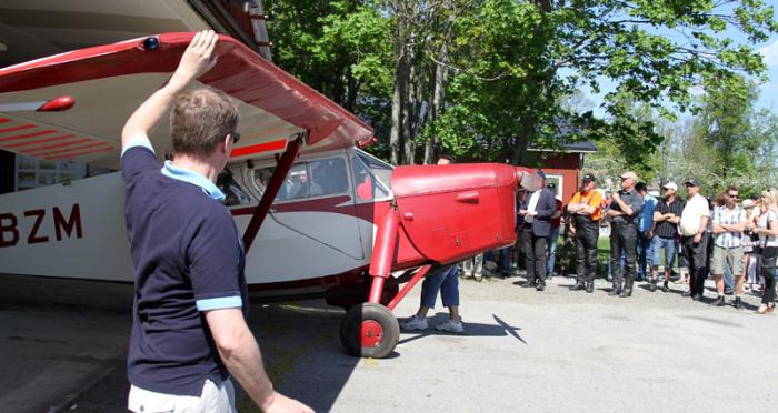 Årets Roll-out överraskning var de Havilland DH.85 Leopard Moth SE-BZM. Foto: Gunnar Åkerberg.