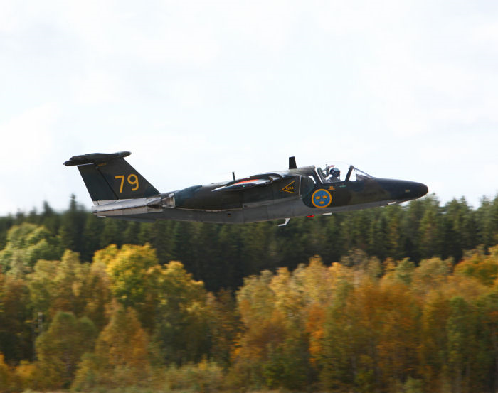 Saab SK 60 kommer att ersättas av en ny skolflygplanstyp om några år. Foto Gunnar Åkerberg. Saab SK 60 kommer att ersättas av en ny skolflygplanstyp om några år. Foto Gunnar Åkerberg.