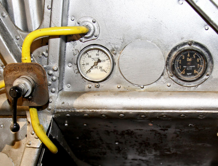 Detaljbild från cockpit. Foto: Gunnar Åkerberg