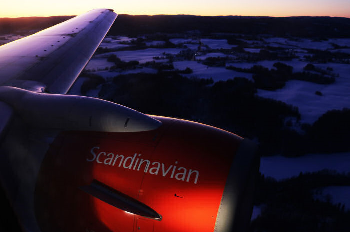 Landning på Gardermoen, strax innan sättning bana 01R. Foto: Viktor Gadestedt.