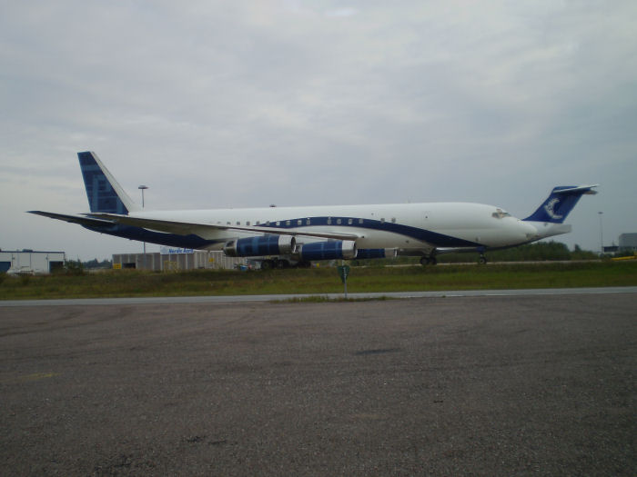 DC-8 med äldre motorer. Foto: Bengt Simson.