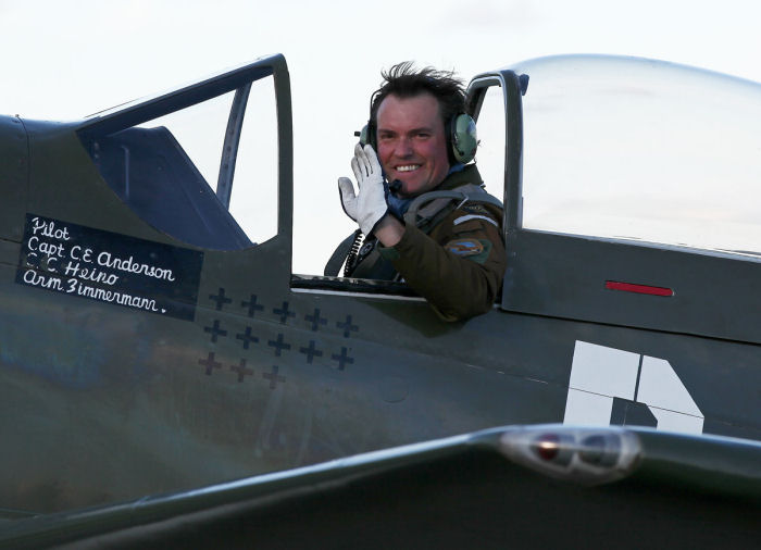 Jan Andersson, här fångad vid ett flygpass i P 51D Mustang ”Old Crow” i höstas, är den drivande kraften bakom Nordic Warbirds. Foto: Gunnar Åkerberg