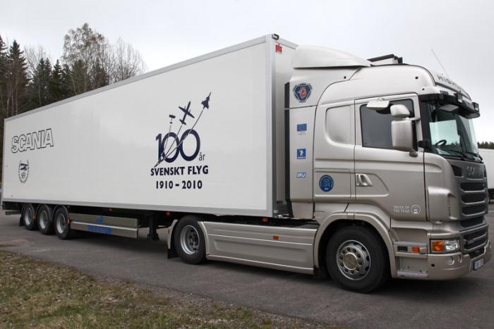 SFF Utställningstrailer, sponsrad av SCANIA, är redo att förgylla sommarens flygdagar. Foto: Gunnar Åkerberg.