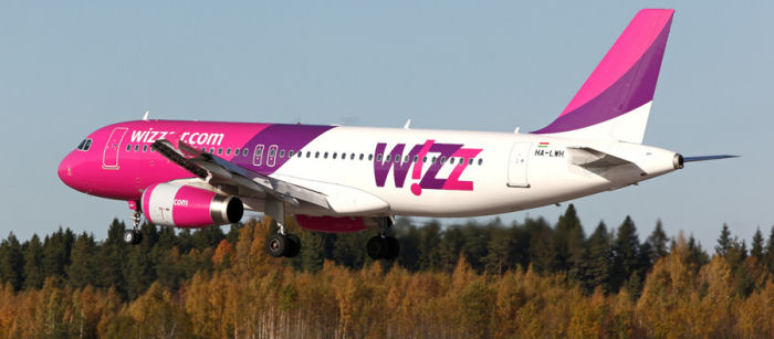 Wizzair på väg att landa på Skavsta. Foto: Gunnar Åkerberg.