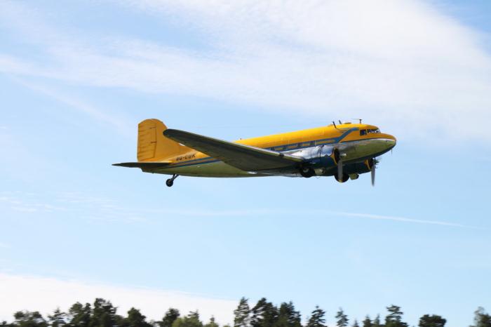 Åke Janssons DC-3 Congo Queen vid Vallentuna Flyg- och  motorshow 2010. Foto: Anders Melin.